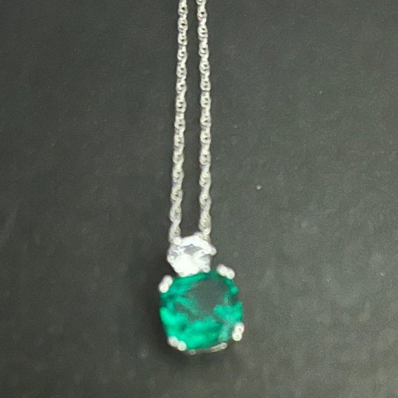 STERLING SILVER NECKLACE WITH PENDANT - Picture 2 of 4